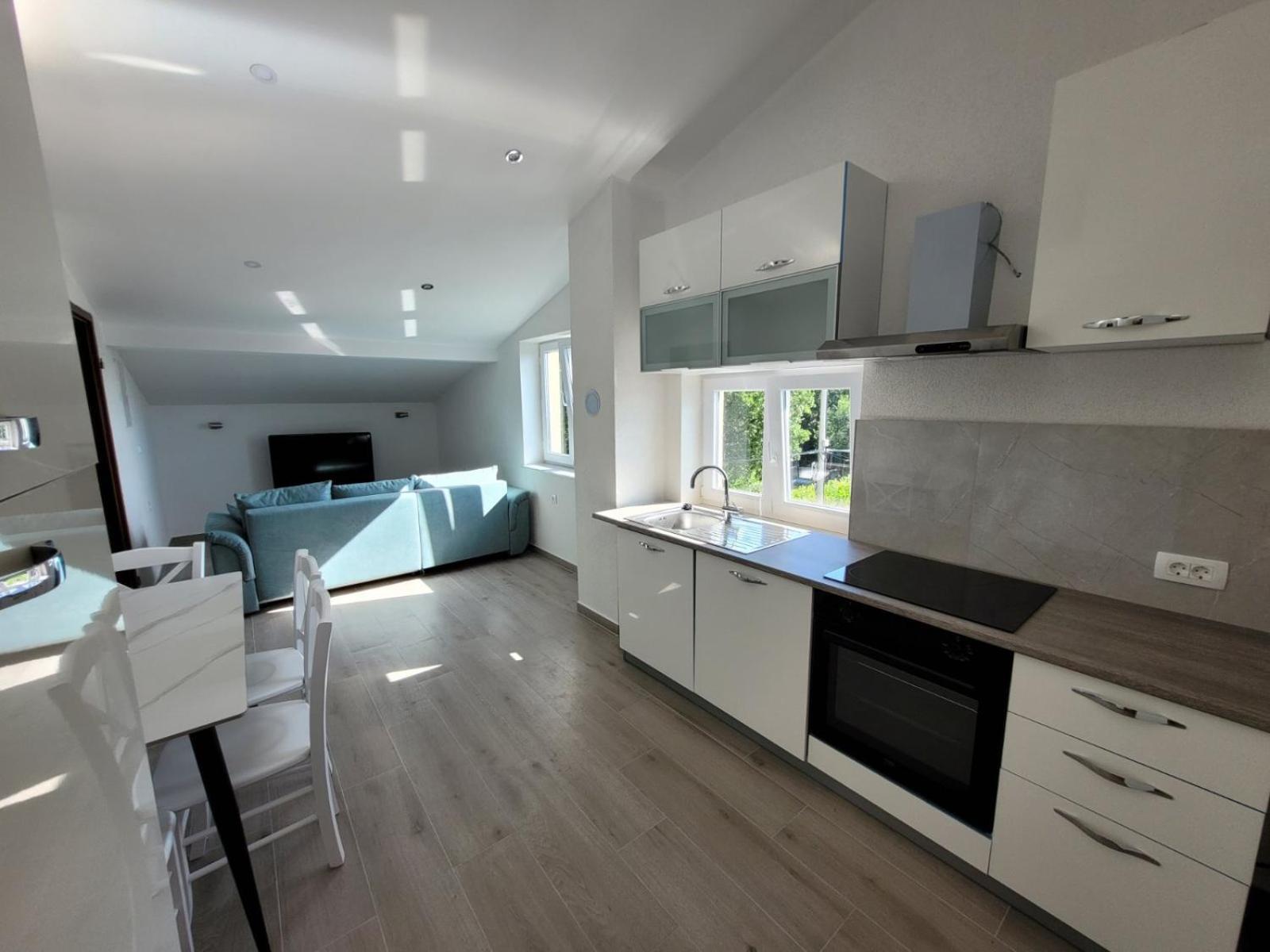 Apartman Andy Matulji Exteriör bild
