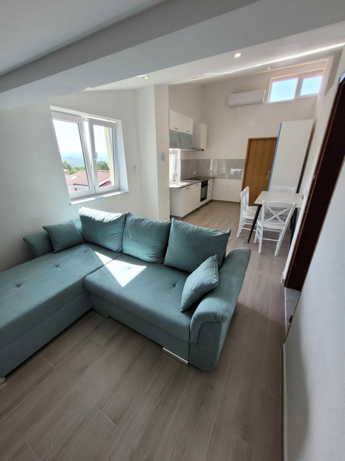 Apartman Andy Matulji Exteriör bild