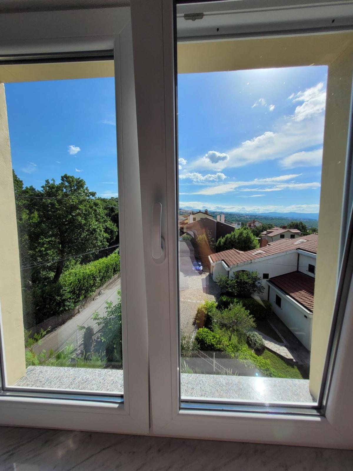 Apartman Andy Matulji Exteriör bild
